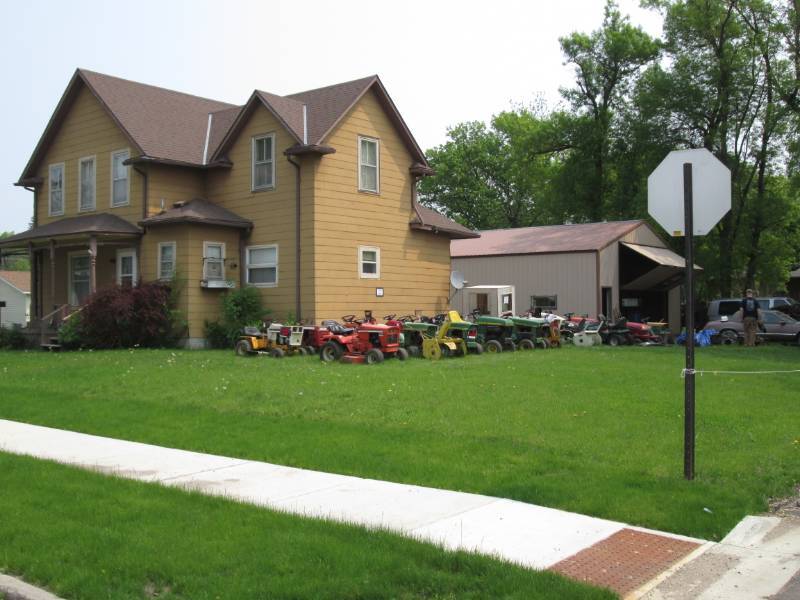 Home With Large Insulated Work Shop on A Corner Lot in Dawson, MN! KBID