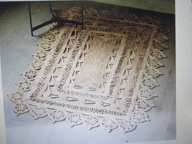 lot 26 image: Jute Rectangle Rug - 4 X 6 open b...