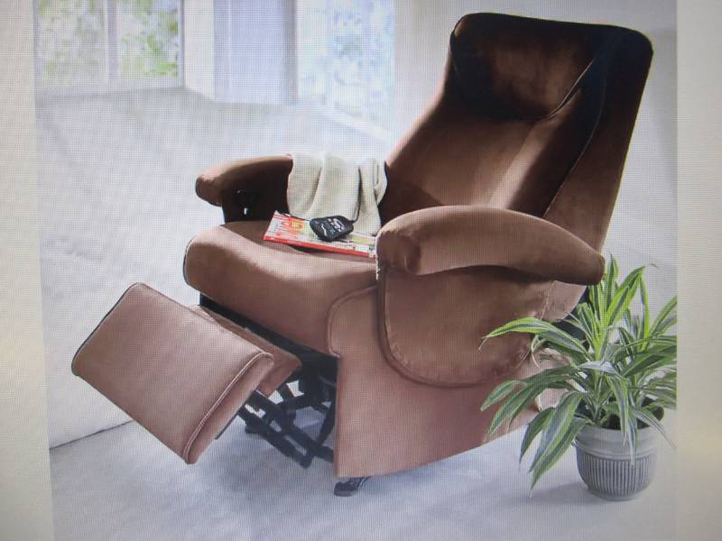 lot 35 image: Rocking Massage Recliner open box R...