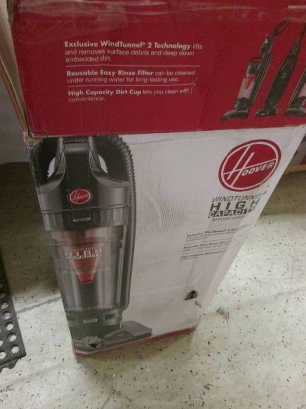 lot 125 image: Hoover Windtunnel 2 High-Capacity V...