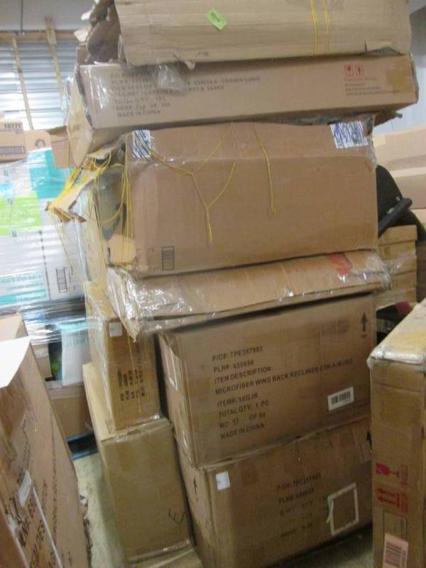 lot 135 image: Pallet of Furniture Damaged or Mis...
