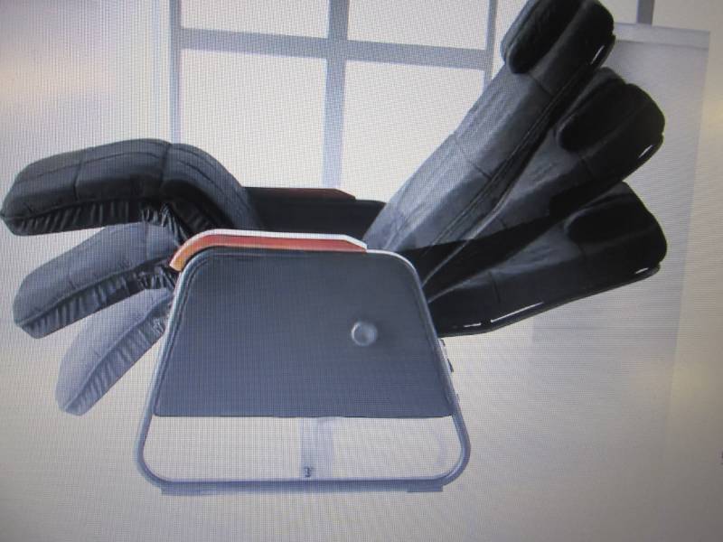 lot 156 image: Zero Gravity Chair open box Retail ...