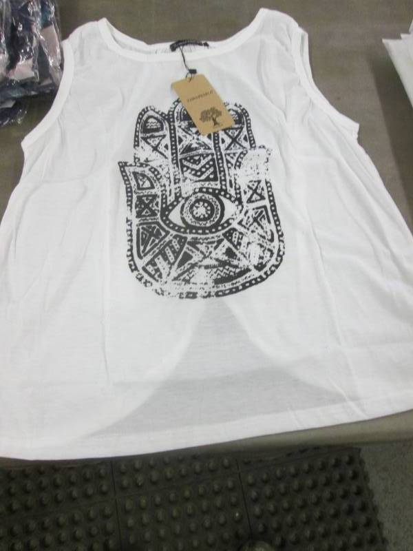 lot 196 image: 6 Large Ladies Ivory Tanks...