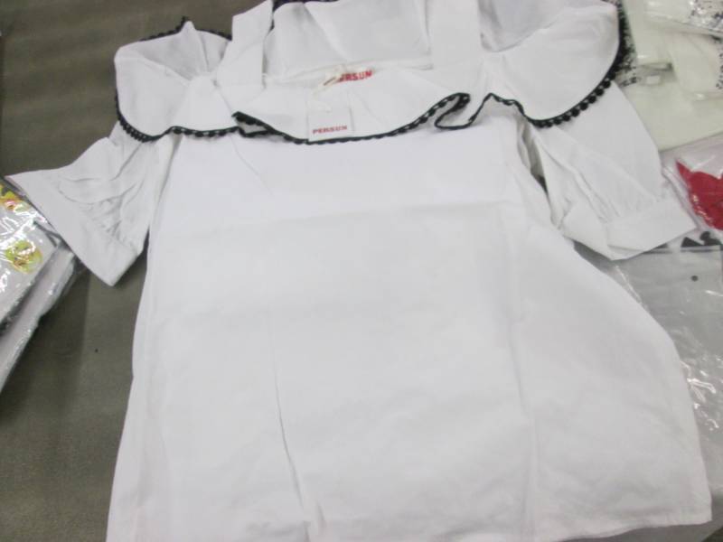 lot 205 image: 10 Small Persun Cold Shoulder Short...
