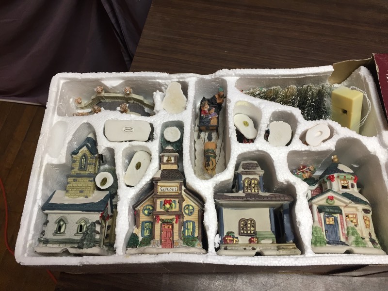 lot 38 image: 18 PC Porcelain Lighted Village Set in Box