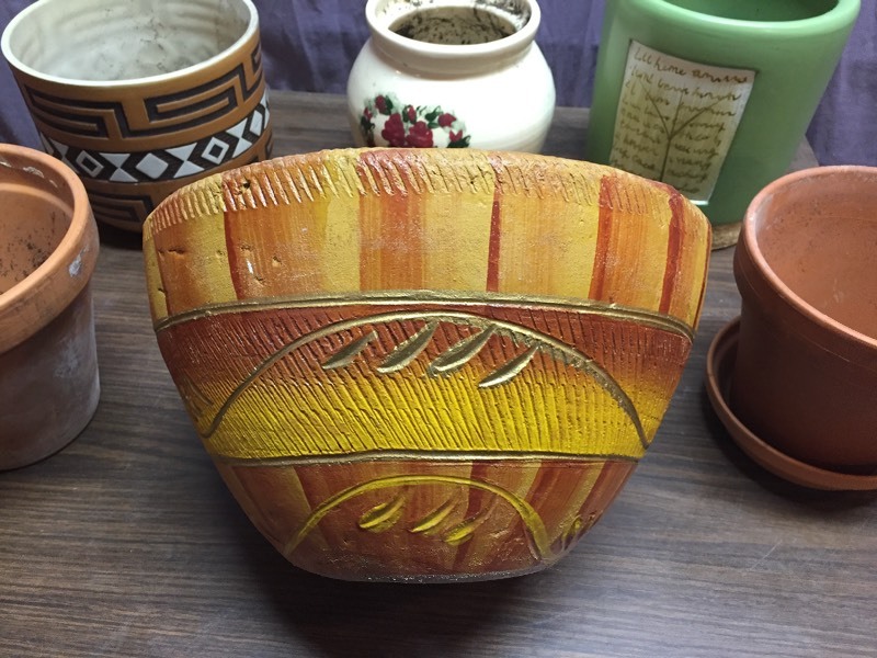 lot 36 image: Flower Pots