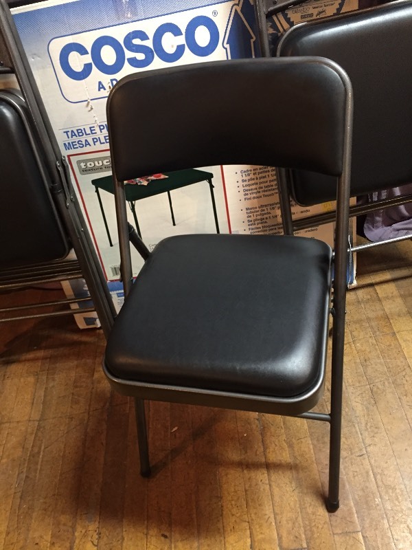 lot 50 image: Like New Card Table & 4 Chairs