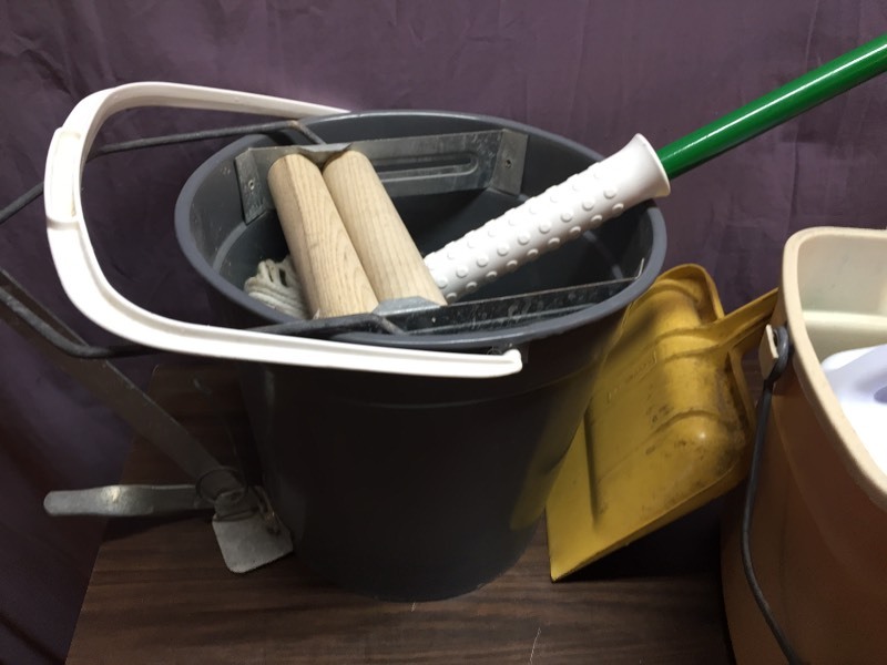 lot 78 image: Cleaning Supplies & Electric Heater