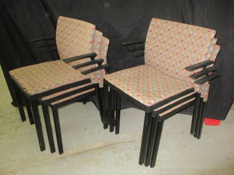 lot 1 image: 6-comfortable office chairs