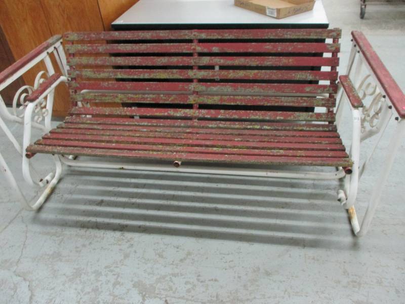 lot 28 image: Glider Rocker Bench