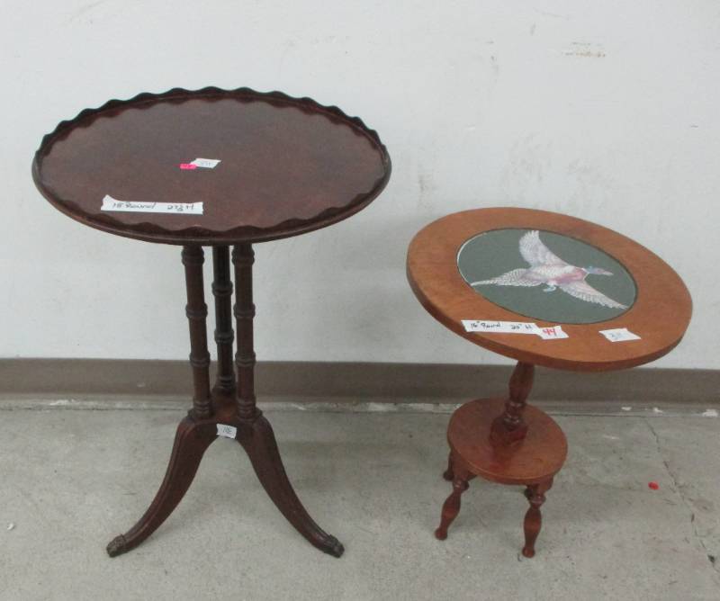 lot 44 image: Antique Round Little Tables one Claw feet and one has Pheasant on iot with glass top center