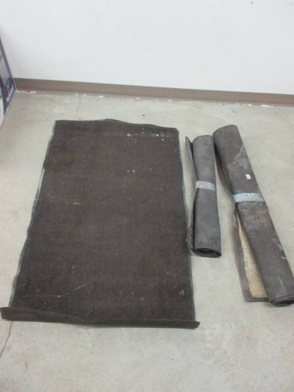 lot 58 image: Rugs for infront of your doors, office, garage