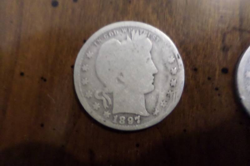 lot 80 image: 4 Barber Quarters, 1 Standing Liberty Quarter-2-1897, 1900,1901 Barbers, 1927 Liberty