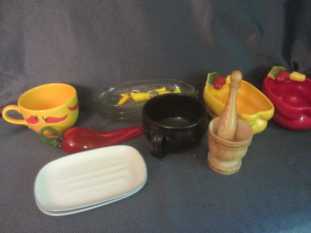 Pepper Bowls & Mugs, Corn Dishes