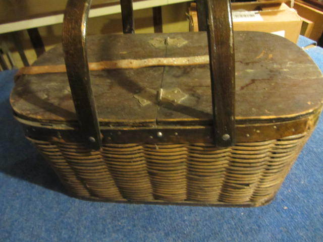 Vintage Picnic Basket