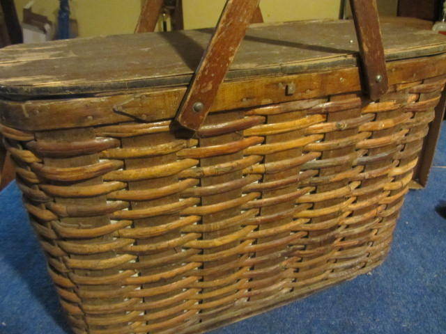 Vintage Picnic Basket