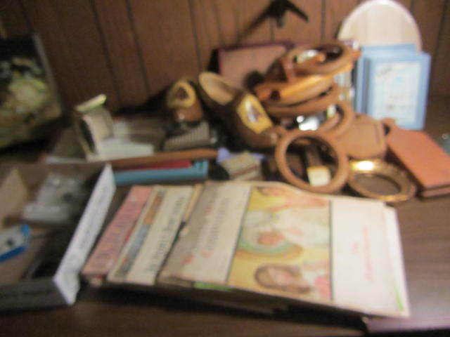 Frames, Womans Companion