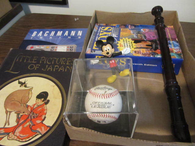 Baseball, Recorder, Little Pics of Japan