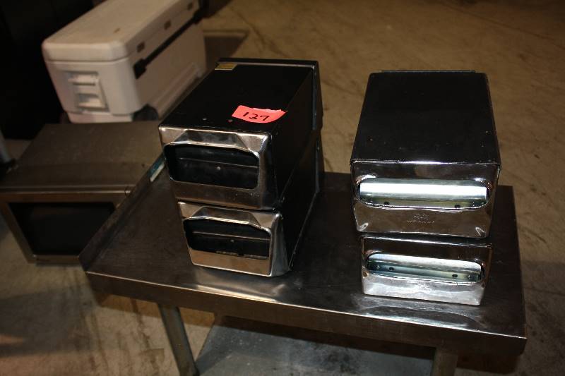 lot 137 image: Napkin Dispensers