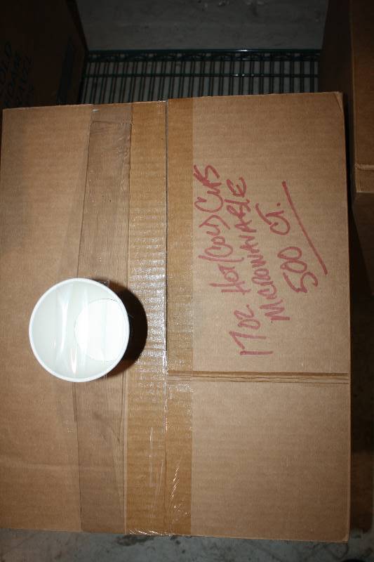 lot 126 image: HotCold Cups 17 oz