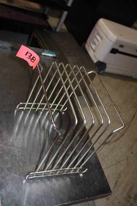 lot 138 image: Tray Holder
