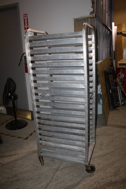 lot 103 image: Bun Rack