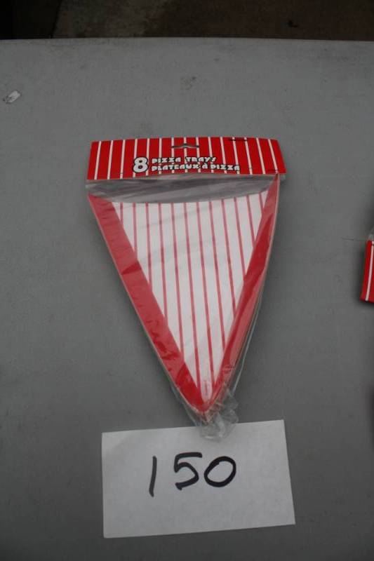 lot 150 image: Pizza trays