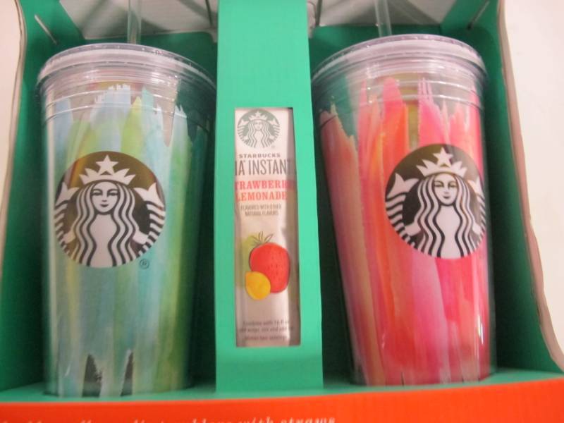 lot 22 image: Starbucks Tumbler Gift Set Bundle With VIA Instant Refresher Packets - Very Berry Hibiscus, 20 oz, Blue and Red Tumblers