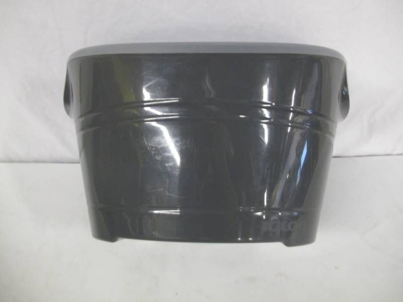 lot 69 image: NEW Igloo 20 quart Insulated Party Bucket - Dark Gray with BOTTLE OPENER For KeychainWallet