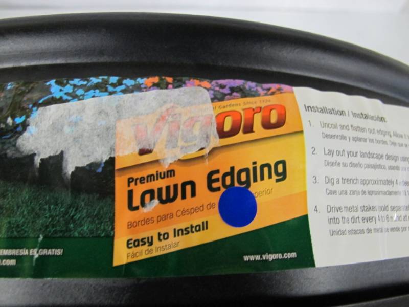 lot 91 image: Vigoro 60 ft. Lawn Edging 720 in x .5 in x 4.5 in. Black Plastic Lawn Edging - NEW