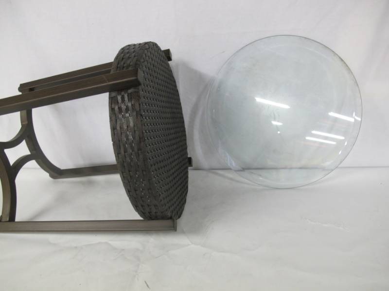 lot 118 image: Faux Wicker Rattan Outdoor Side Table w Glass Top