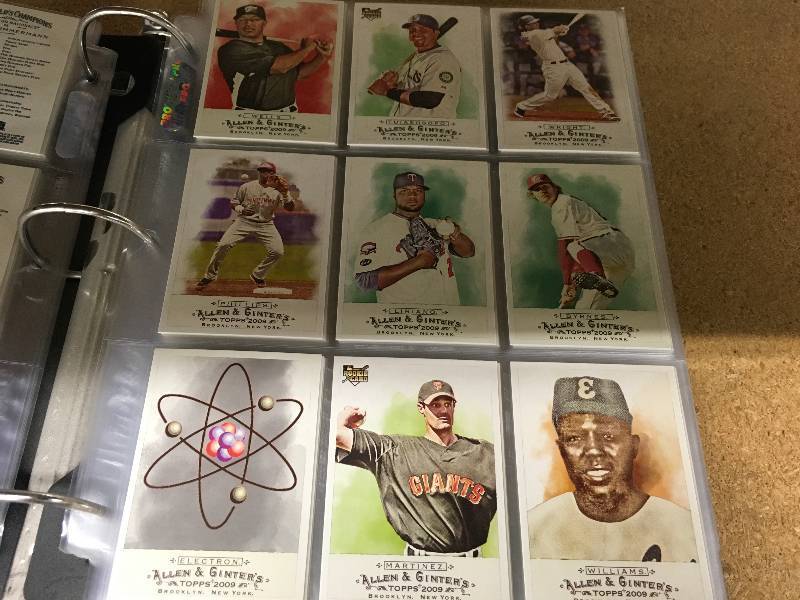 lot 78 image: 2009 Topps Allen & Ginters MLB Card Album