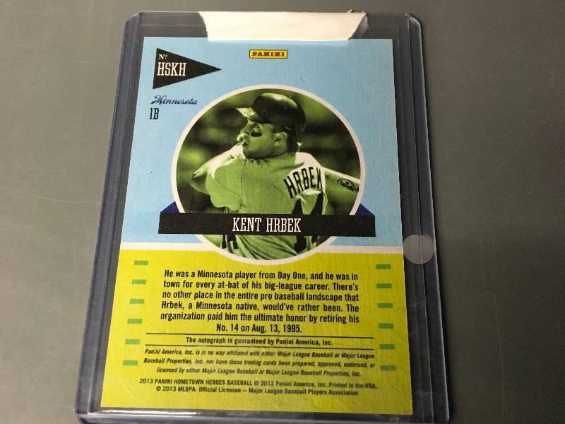 lot 51 image: Autographed Kent Hrbek Card