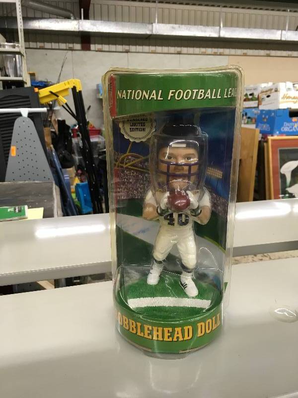 lot 5 image: Jim Kleinsasser Bobble Head