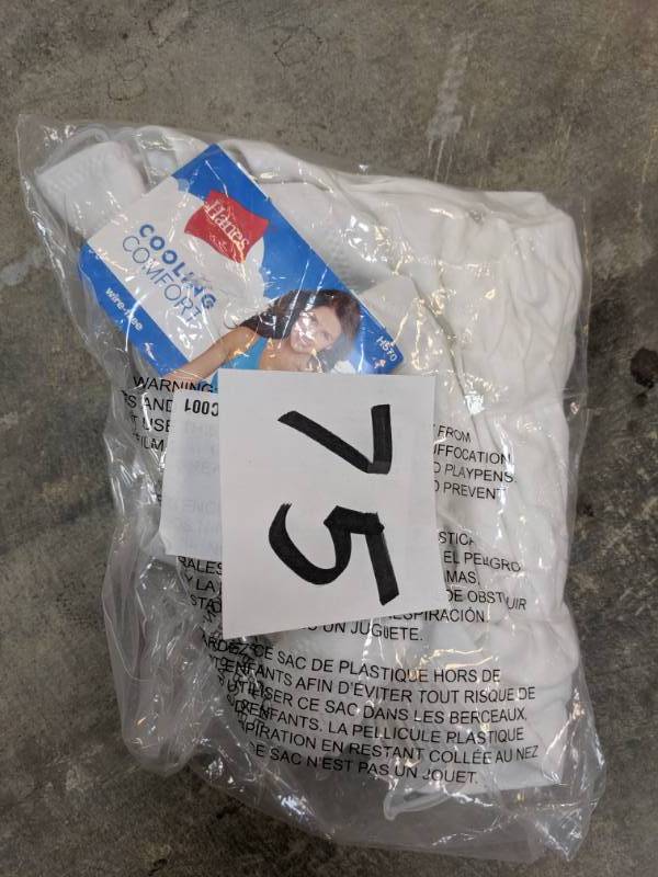 lot 75 image: Hanes Womens Bra 2-pk 3XL NEW