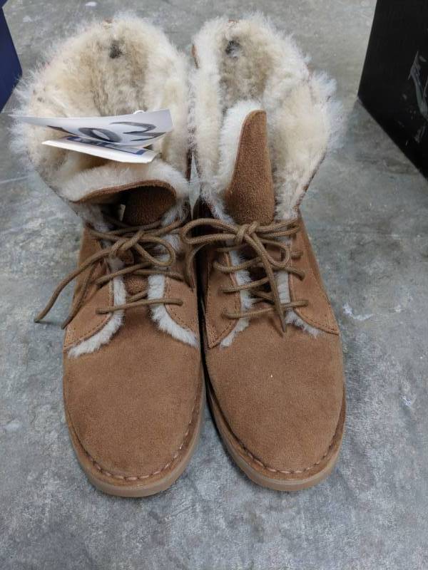 size 13 womens uggs