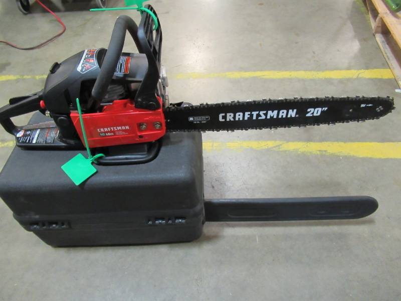 lot 36 image: 2 CRAFTSMAN 46-cc 2-cycle 20-in Gas Chainsaw CMXGSAMY462S - Motors do not work.
