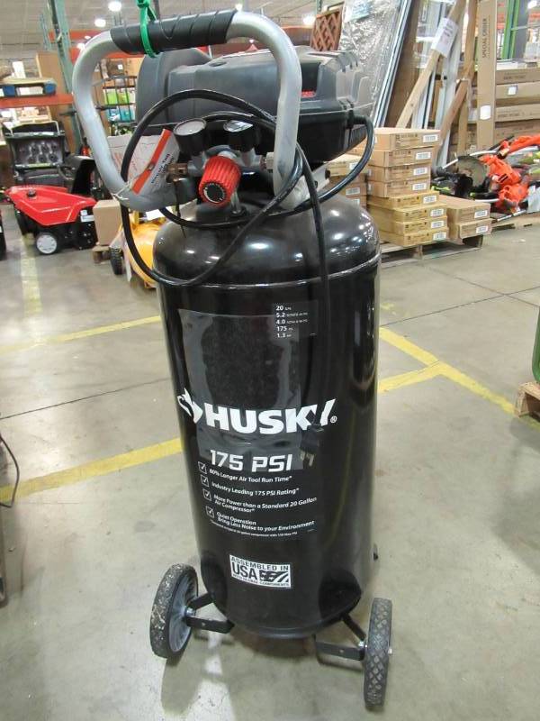 lot 122 image: Husky 20 Gal. 175 PSI Quiet Portable Air Compressor, C201H - Motor does not run.