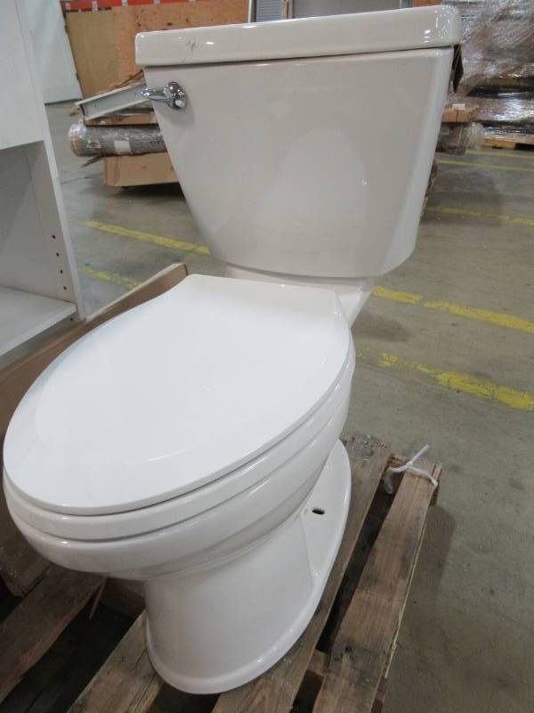 lot 133 image: American Standard Optum VorMax Complete Right Height 2-piece 1.28 GPF Elongated Toilet in White, 707AA101.020 - Display Model