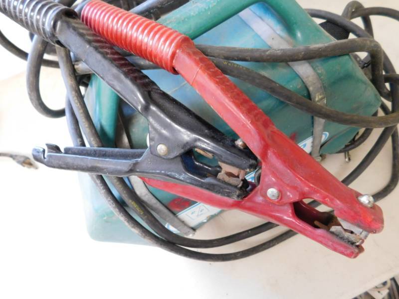 lot 36 image: Redevco Auto Starter