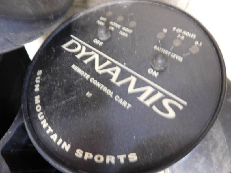 lot 19 image: 2 Dynamis by Sun Mountain Sports Golf Caddies