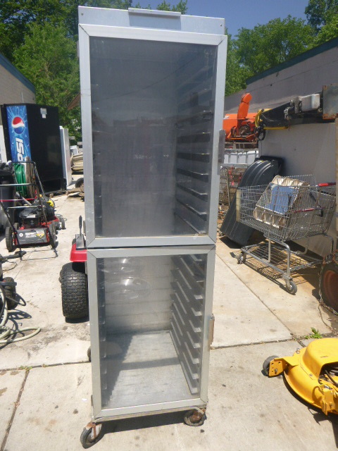 lot 7 image: Nu-Vu Proof Box