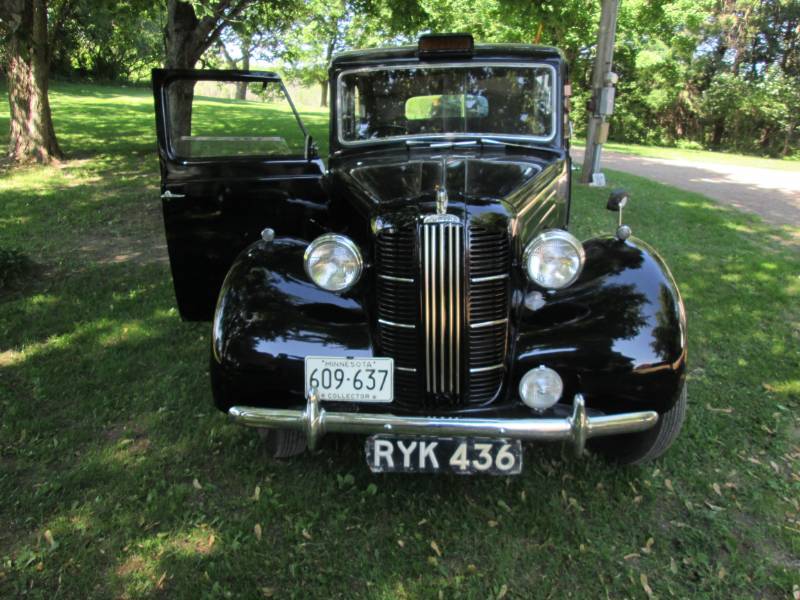 1955 Austin Taxi Cab Collector Car