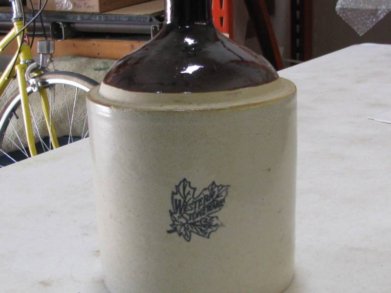 lot 5 image: Western Crock Jug