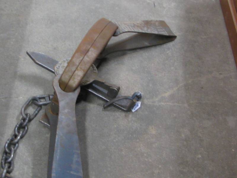 lot 24 image: American Fur & Trade HBC #6 Grizzly Bear Trap