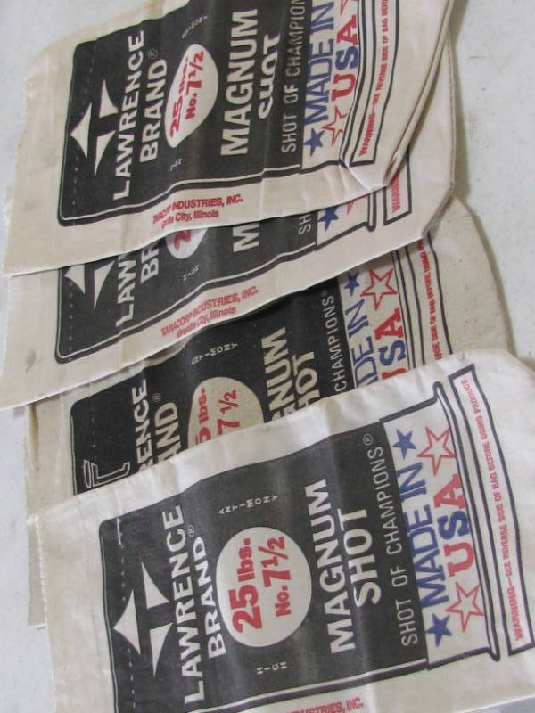 lot 27 image: Lawrence Brand Shot Bags