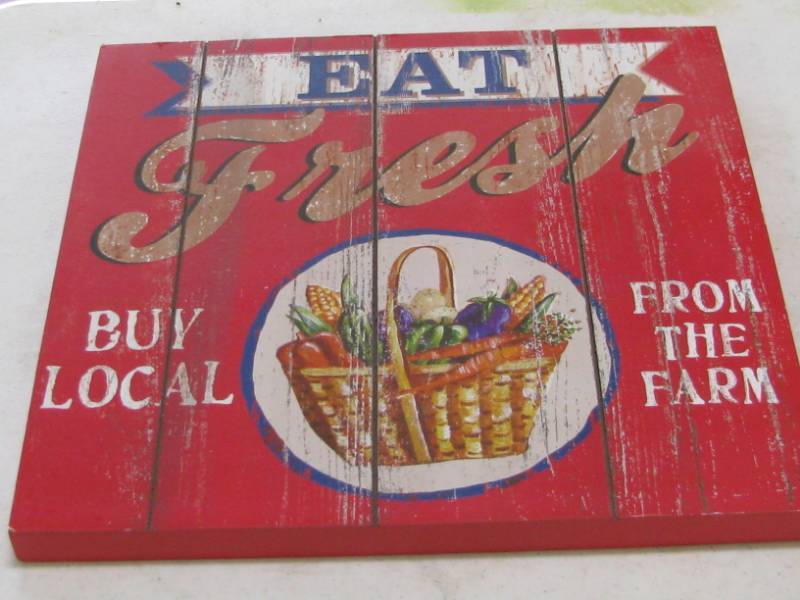 lot 34 image: Fresh From the Farm Sign