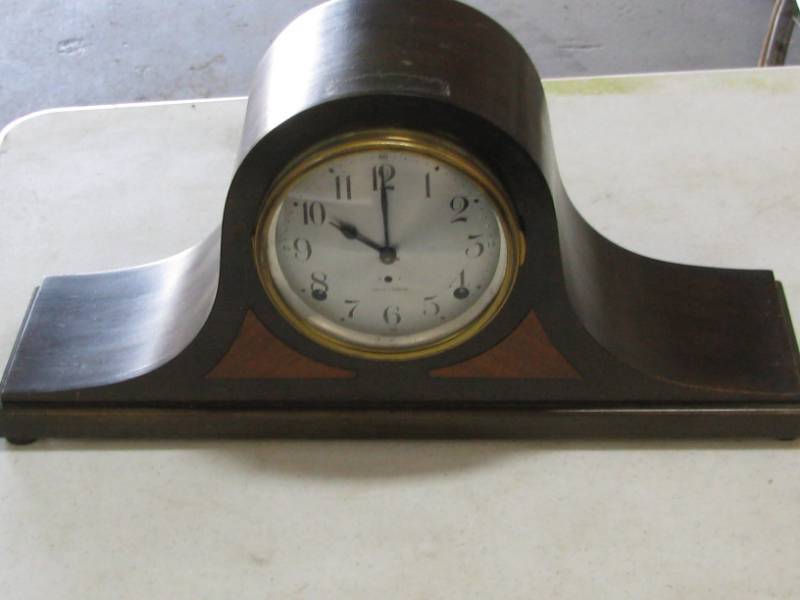 lot 42 image: Seth Thomas Mantle Clock