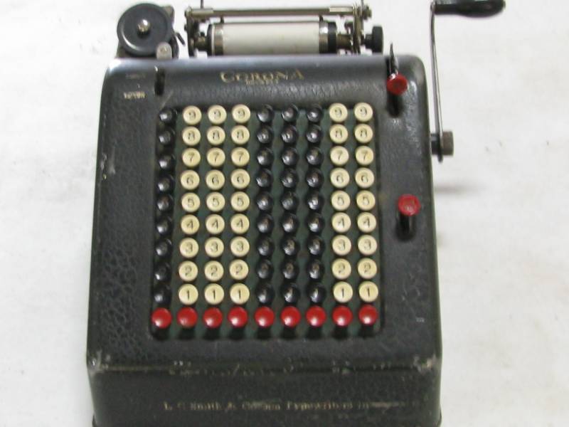 lot 50 image: L. C. Smith Corona Adding Machine