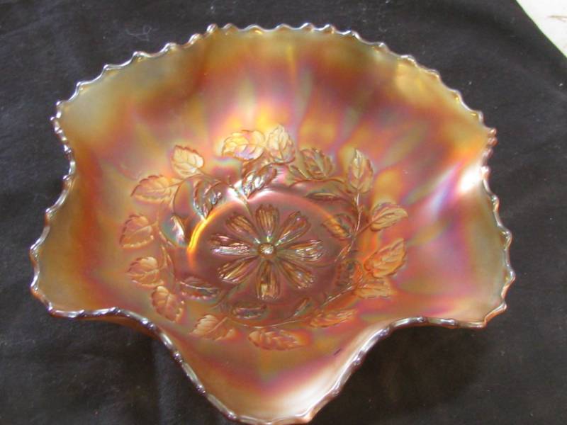 lot 66 image: Carnival Glass